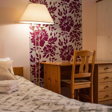 Pueha Vaimu Kuelalistemaja Hotel Талин Екстериор снимка