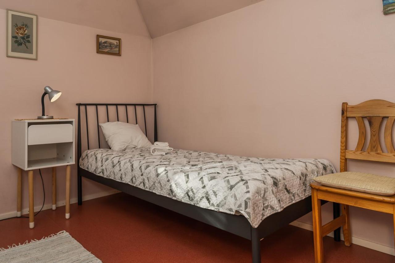 Pueha Vaimu Kuelalistemaja Hotel Талин Екстериор снимка