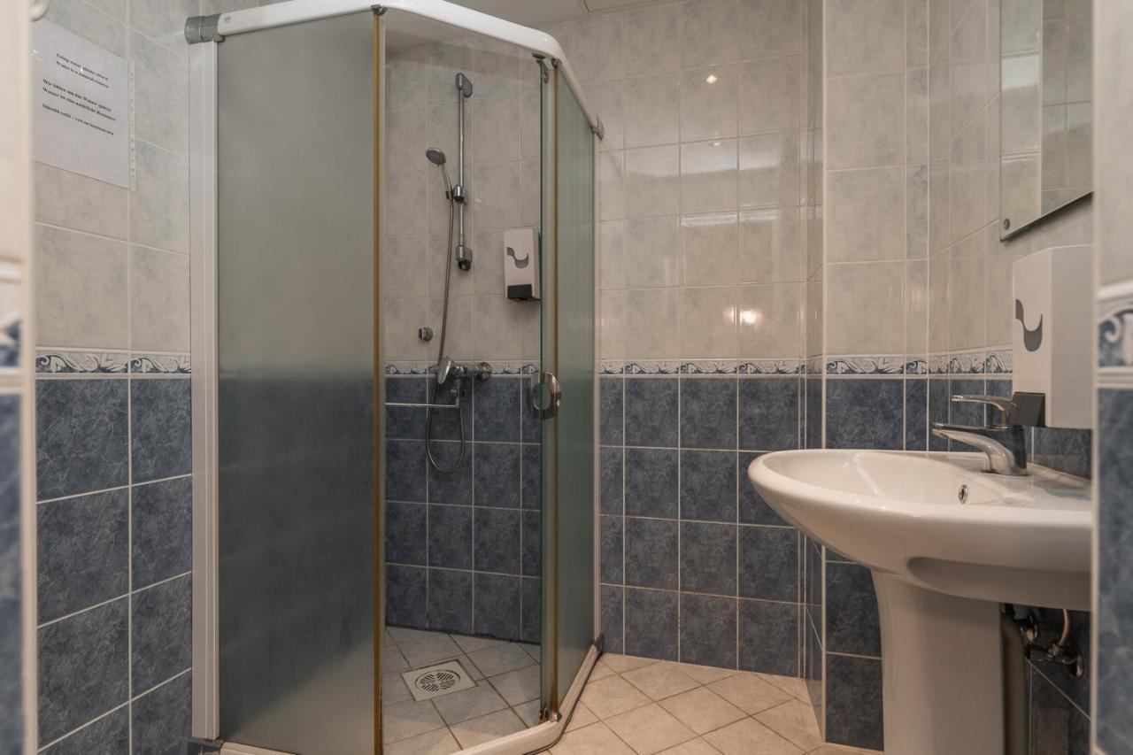 Pueha Vaimu Kuelalistemaja Hotel Талин Екстериор снимка