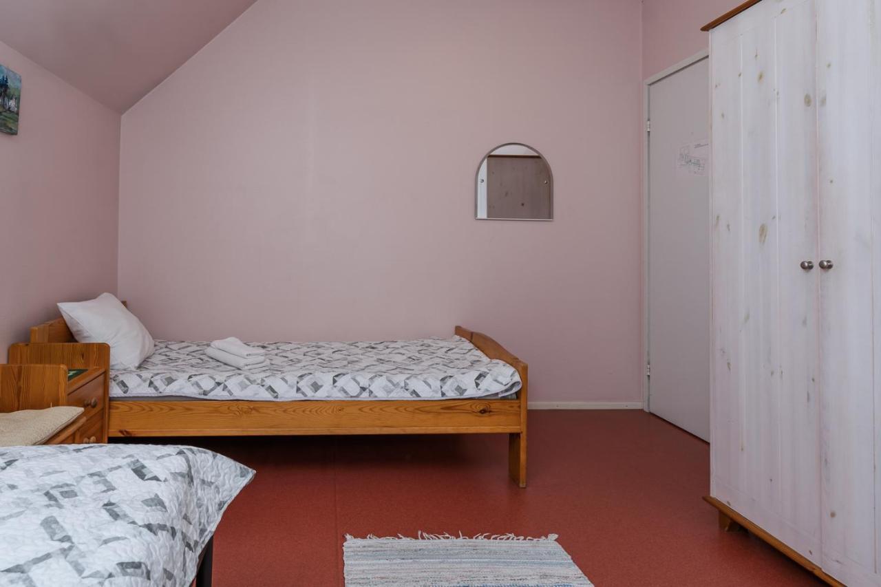 Pueha Vaimu Kuelalistemaja Hotel Талин Екстериор снимка
